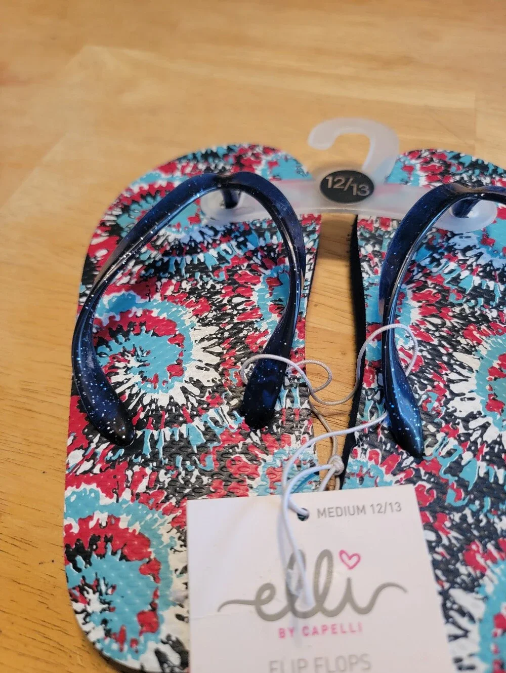 Girl's Elli Red, White, Blue  Multi Spiral Print Flip Flops Size 12-13